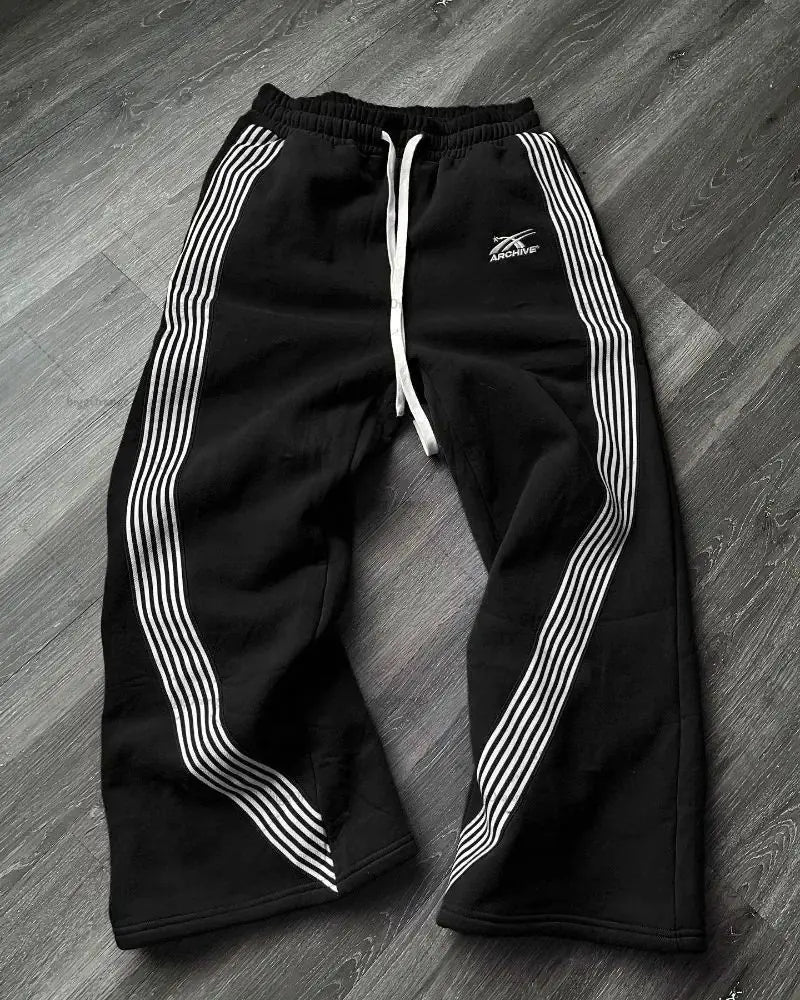 Baggy flare striped sweatpants